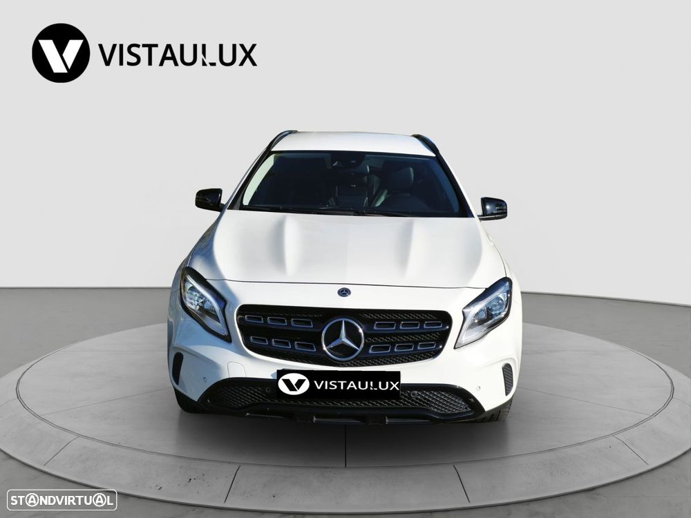 Mercedes-Benz GLA 180 CDI Urban - 2