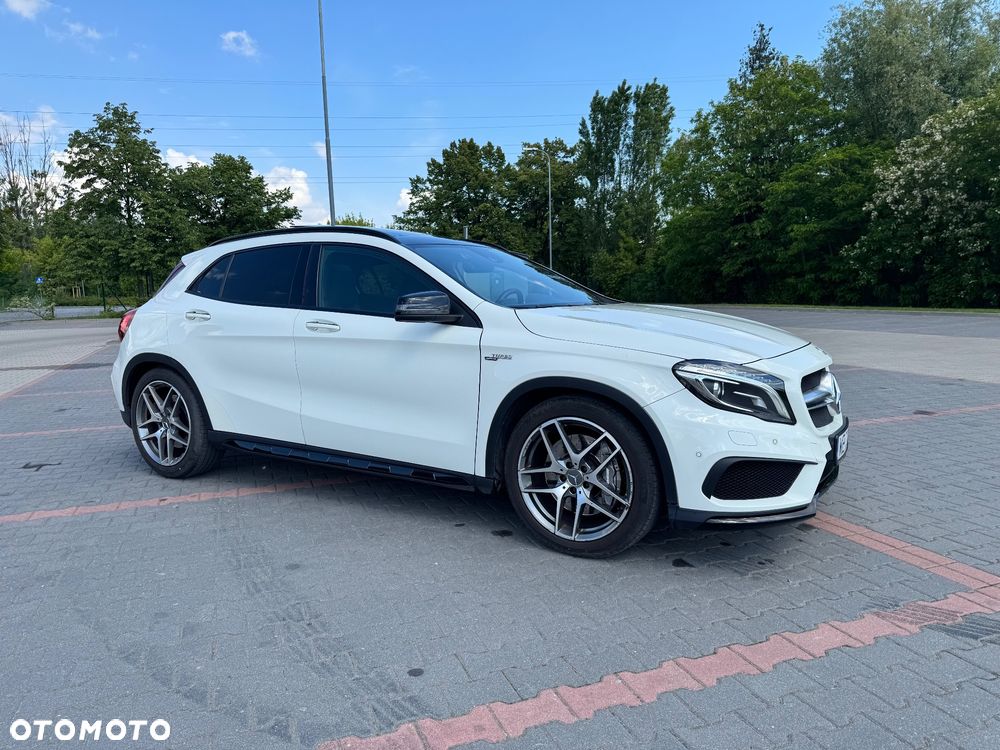 Mercedes-Benz GLA 45 AMG 4-Matic - 4