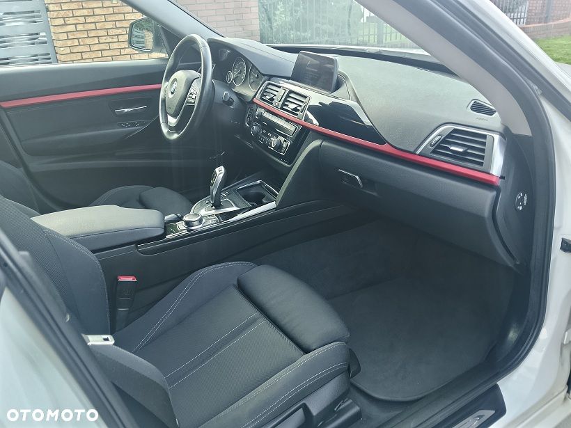 BMW 3GT 320d Sport-Aut Luxury Line - 13