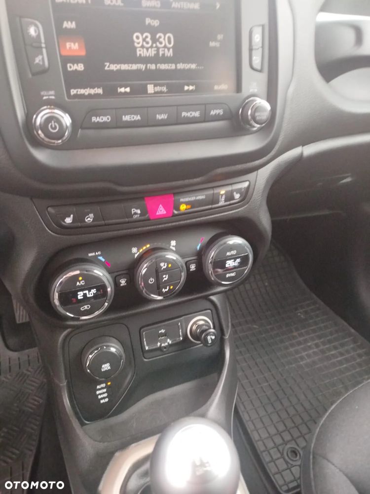 Jeep Renegade 1.6 E-torQ Longitude Adventure Edition - 15