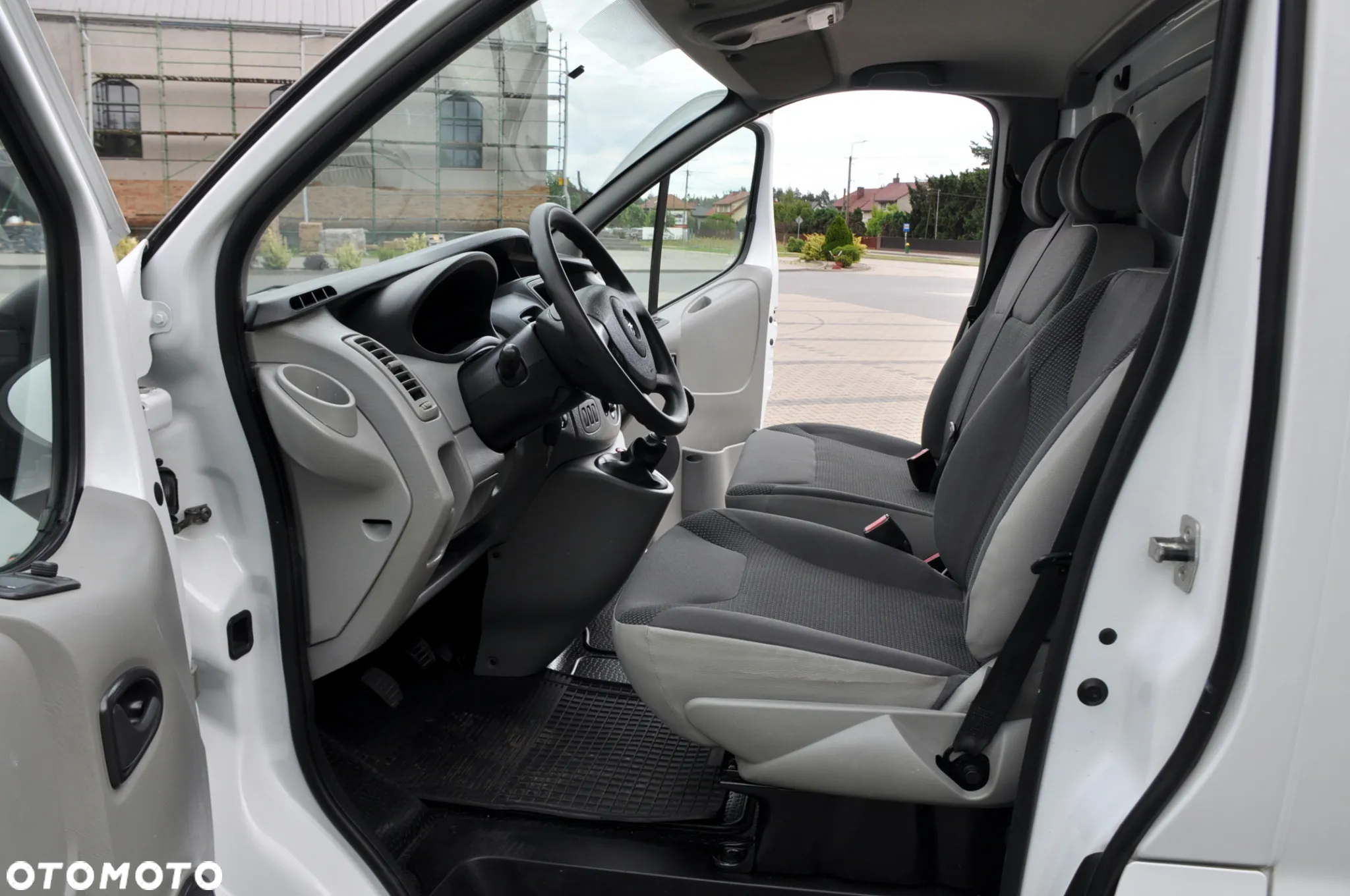 Opel VIVARO - 20