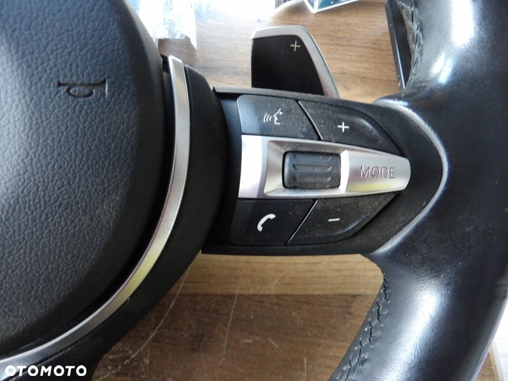 BMW - F20 - KIEROWNICA MULTIFUNKCYJNA - ŁOPATKI -  M PAKIET - 3