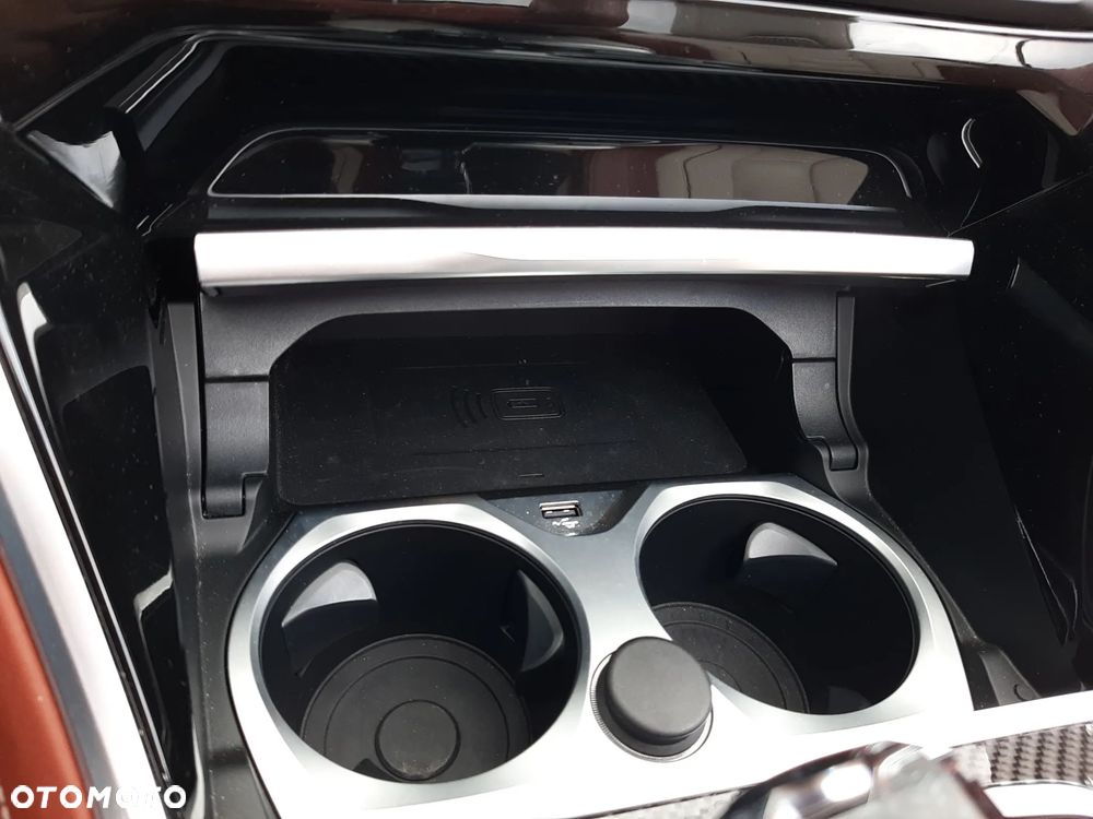 BMW Seria 8 M850i xDrive - 21