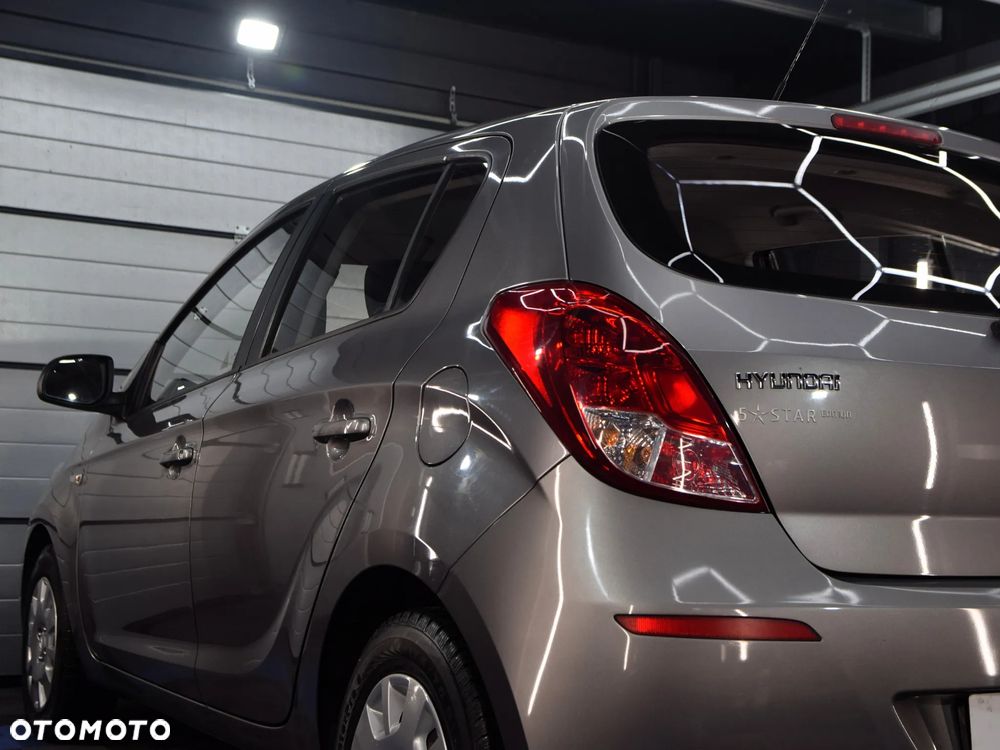 Hyundai i20 - 13
