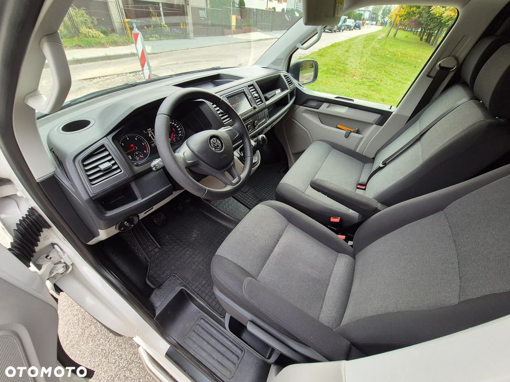 Volkswagen Transporter T6 - 23