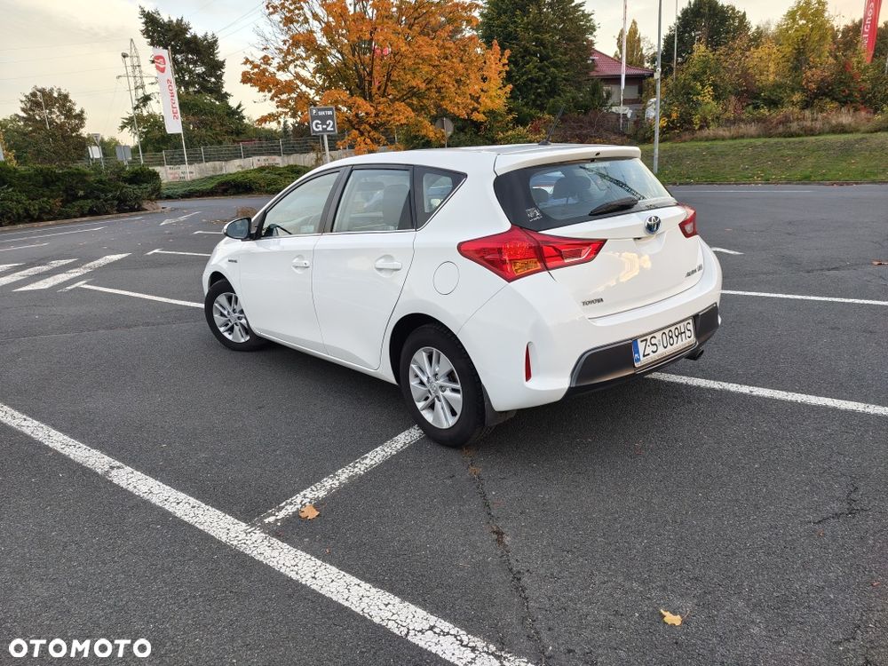 Toyota Auris - 5