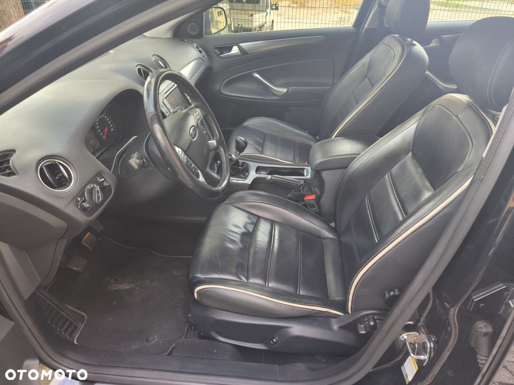 Ford Mondeo 2.0 TDCi Gold X - 11