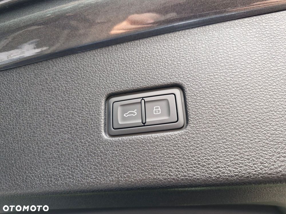 Audi Q8 50 TDI mHEV Quattro Tiptronic - 38