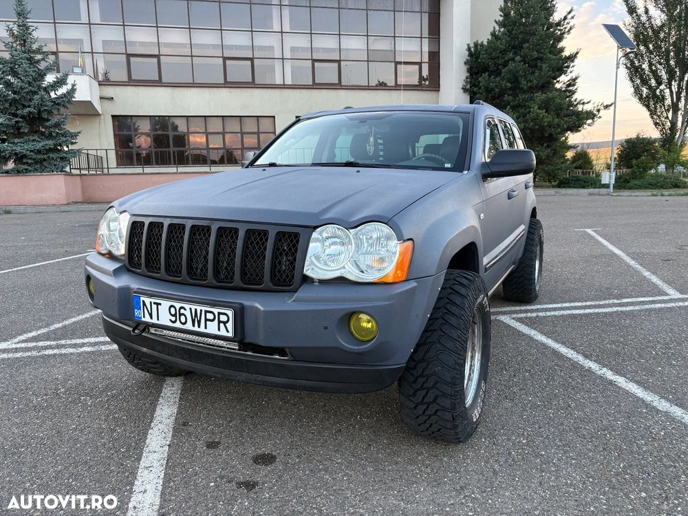 Jeep Grand Cherokee - 2