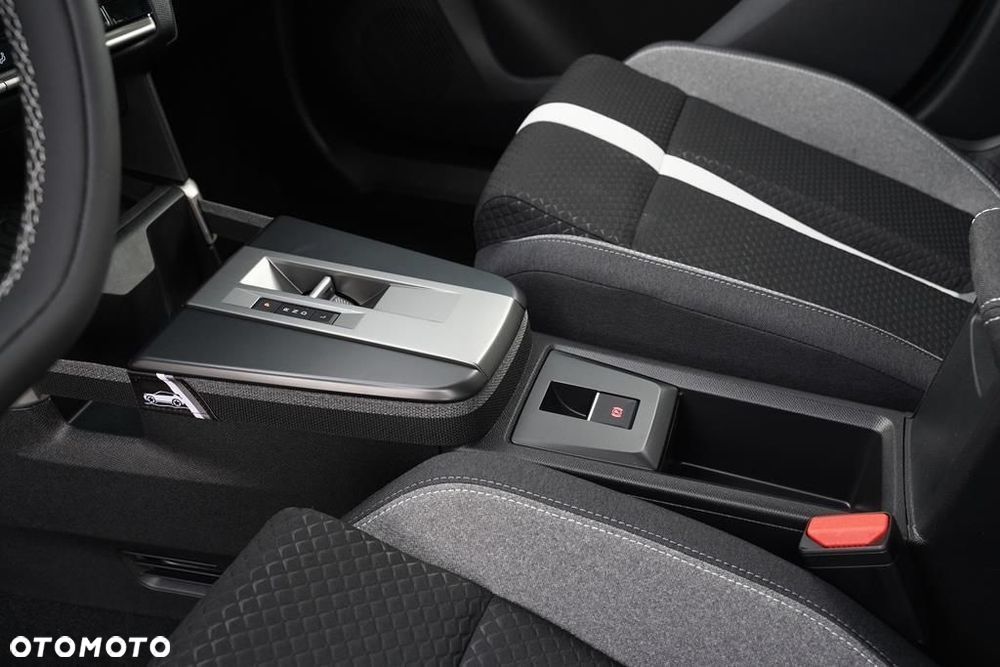 Opel Frontera 1.2 T mHEV GS eDTC6 - 22