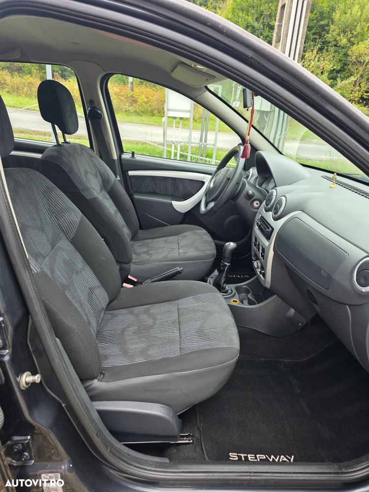 Dacia Sandero 1.5 DCI Prestige - 6