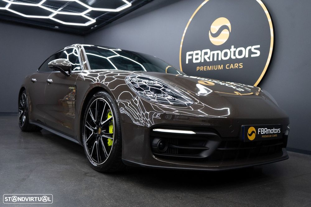 Porsche Panamera Sport Turismo 4 E-Hybrid - 9