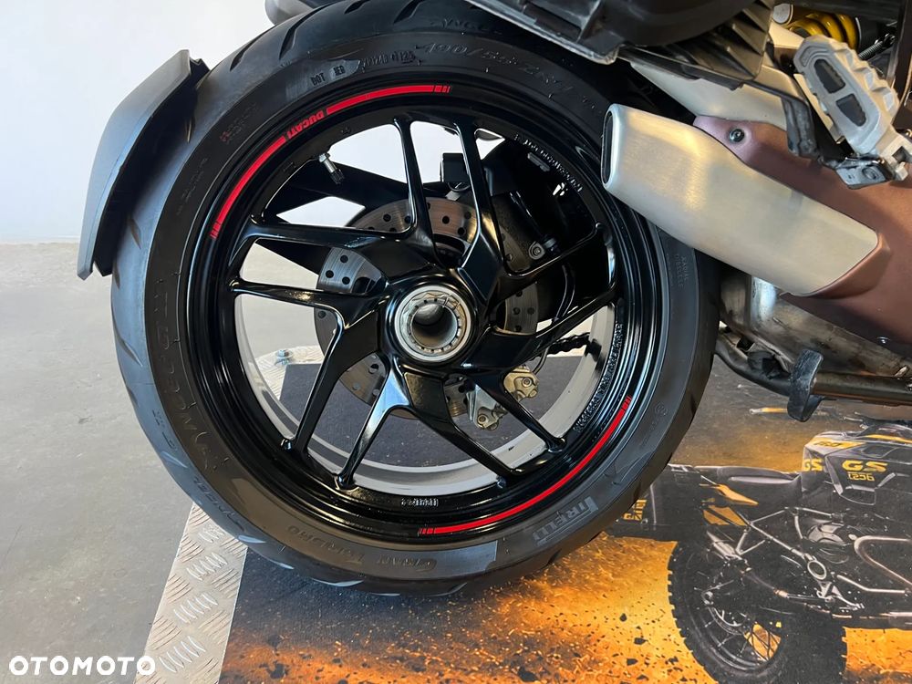 Ducati Multistrada - 21