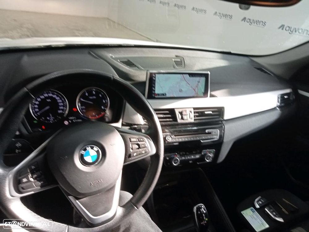 BMW X1 16 d sDrive Auto - 9