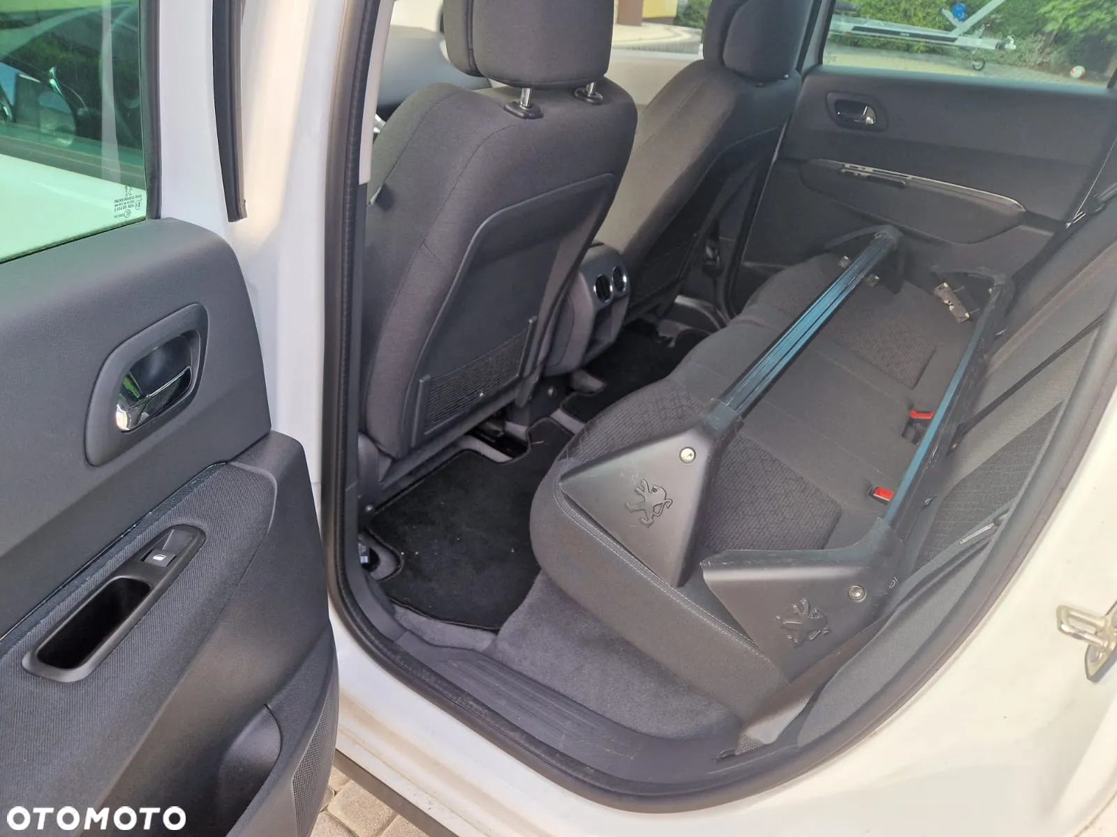 Peugeot 3008 2.0 BlueHDi Active - 8