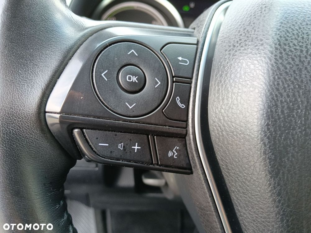 Toyota Camry 2.5 Hybrid Comfort CVT - 19
