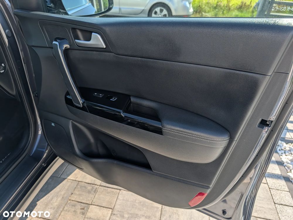 Kia Sportage 1.7 CRDI XL 2WD - 34