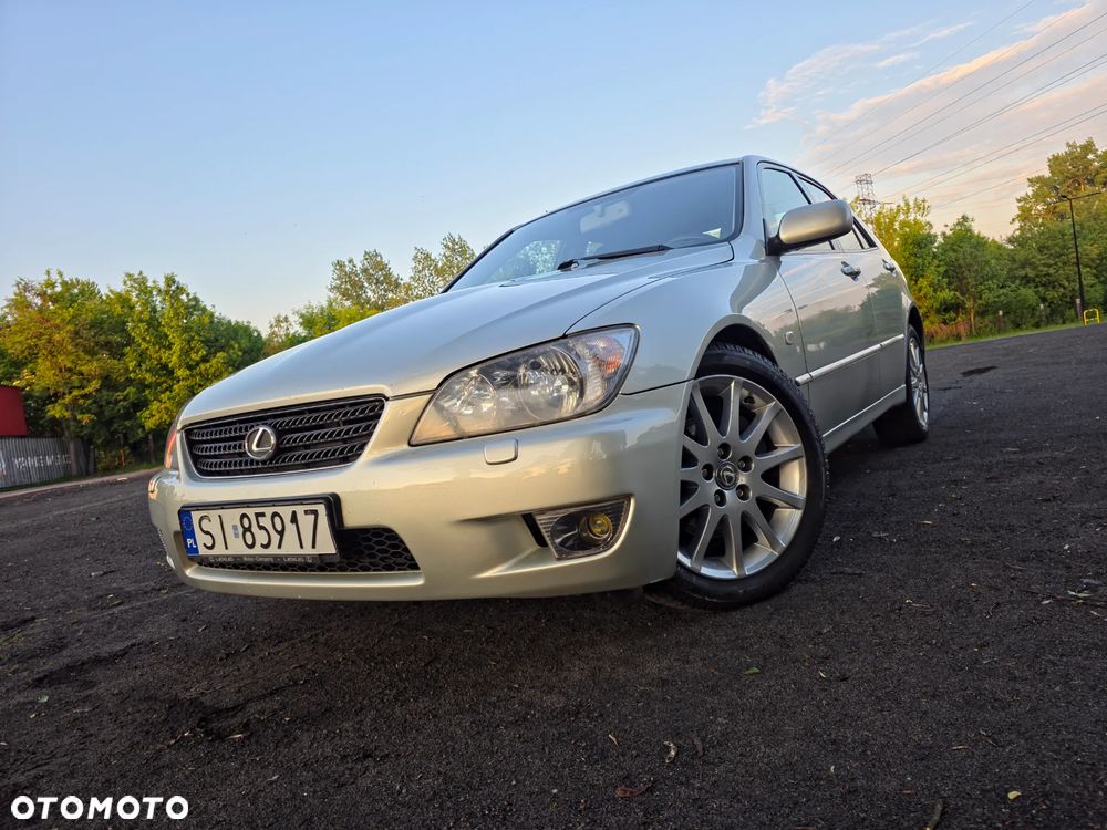 Lexus IS 200 Prestige - 1