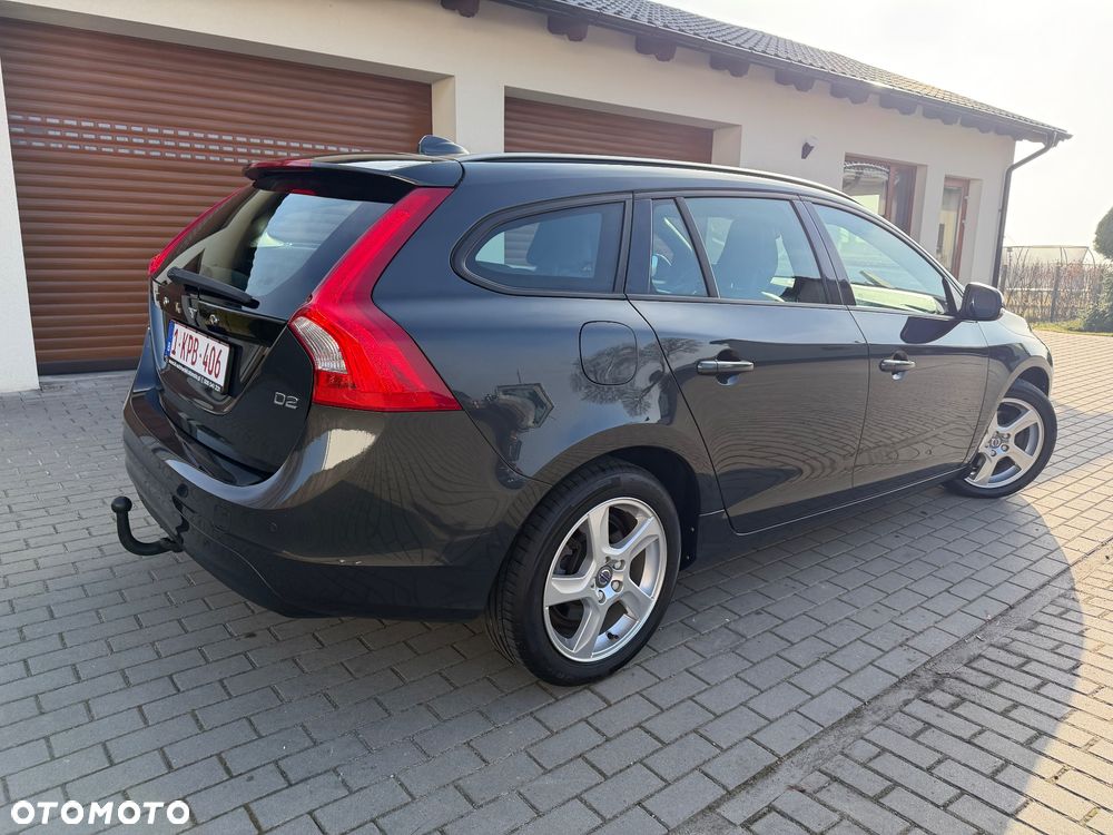Volvo V60 D2 Drive-E Kinetic - 34