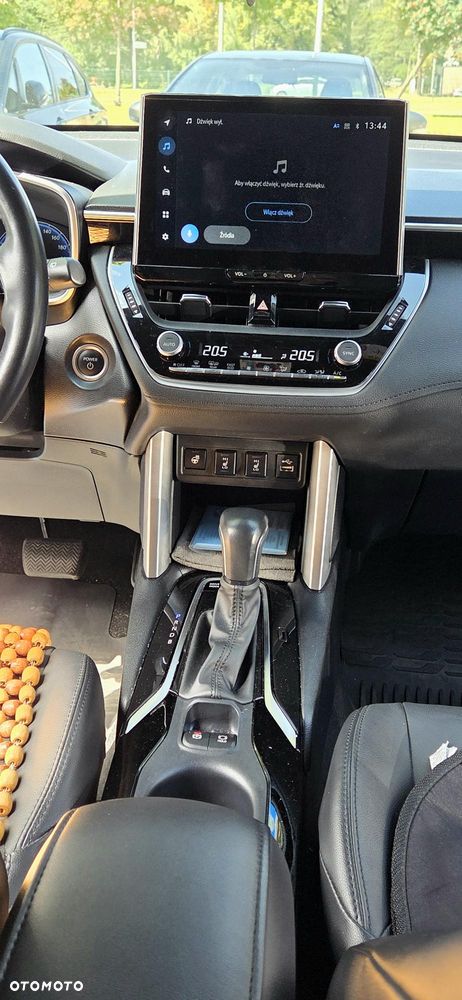 Toyota Corolla Cross - 14
