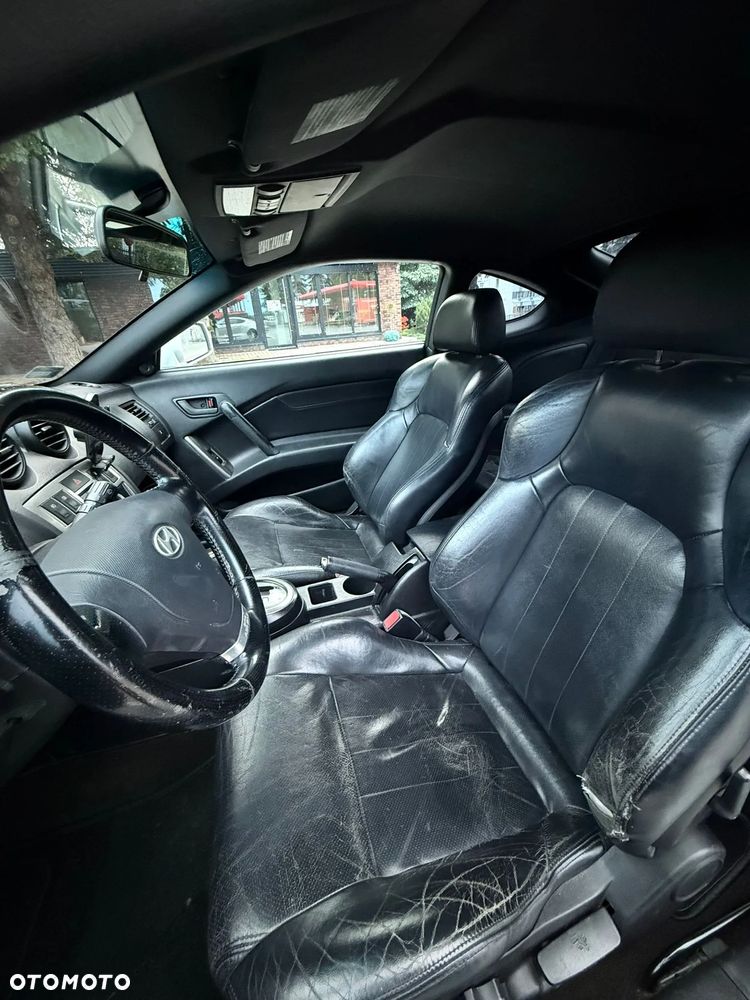Hyundai Coupe 2.7 V6 Sport - 7