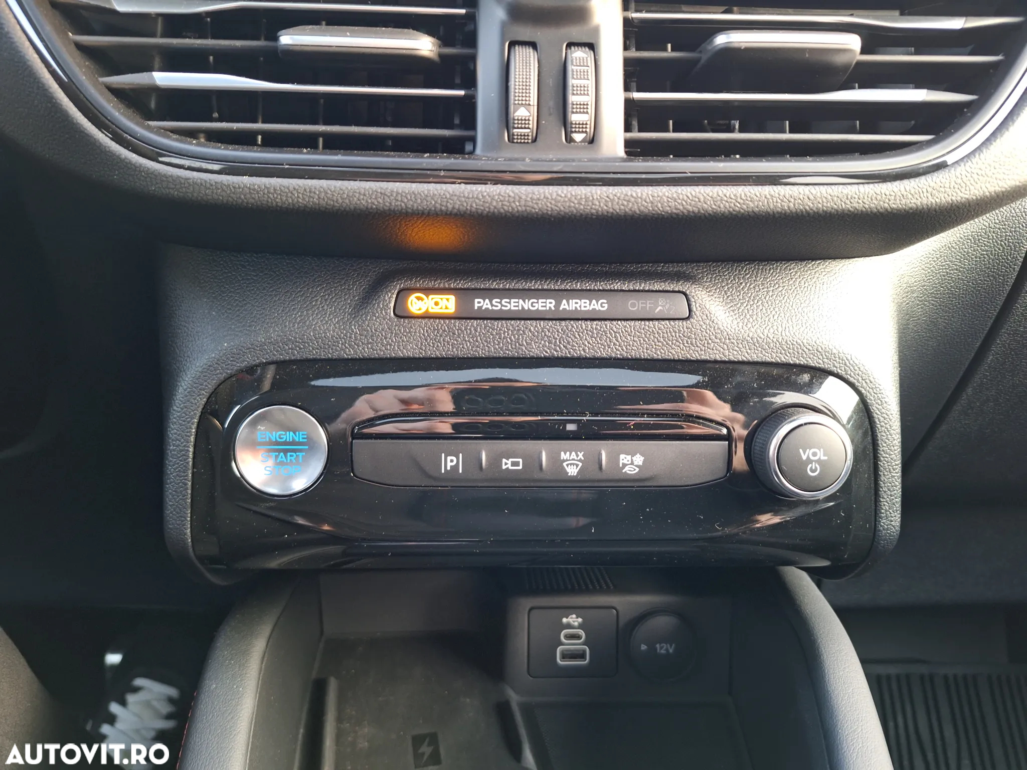 Ford Kuga 2.5 Duratec PHEV ST Line - 16