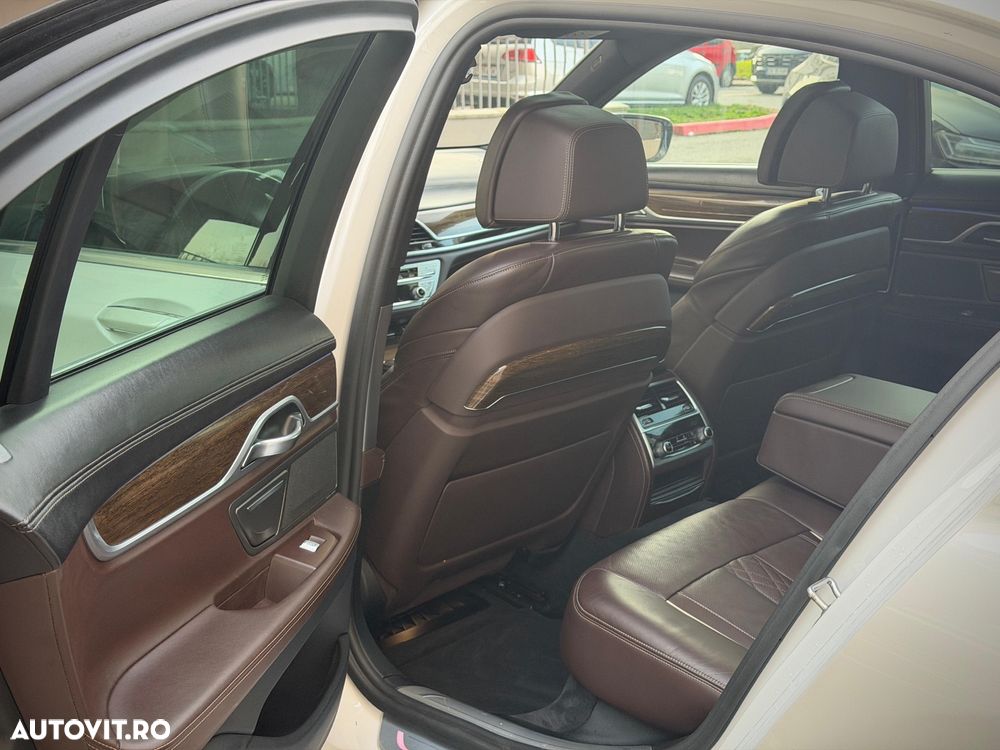 BMW Seria 7 730d BluePerformance Edition Exclusive - 15