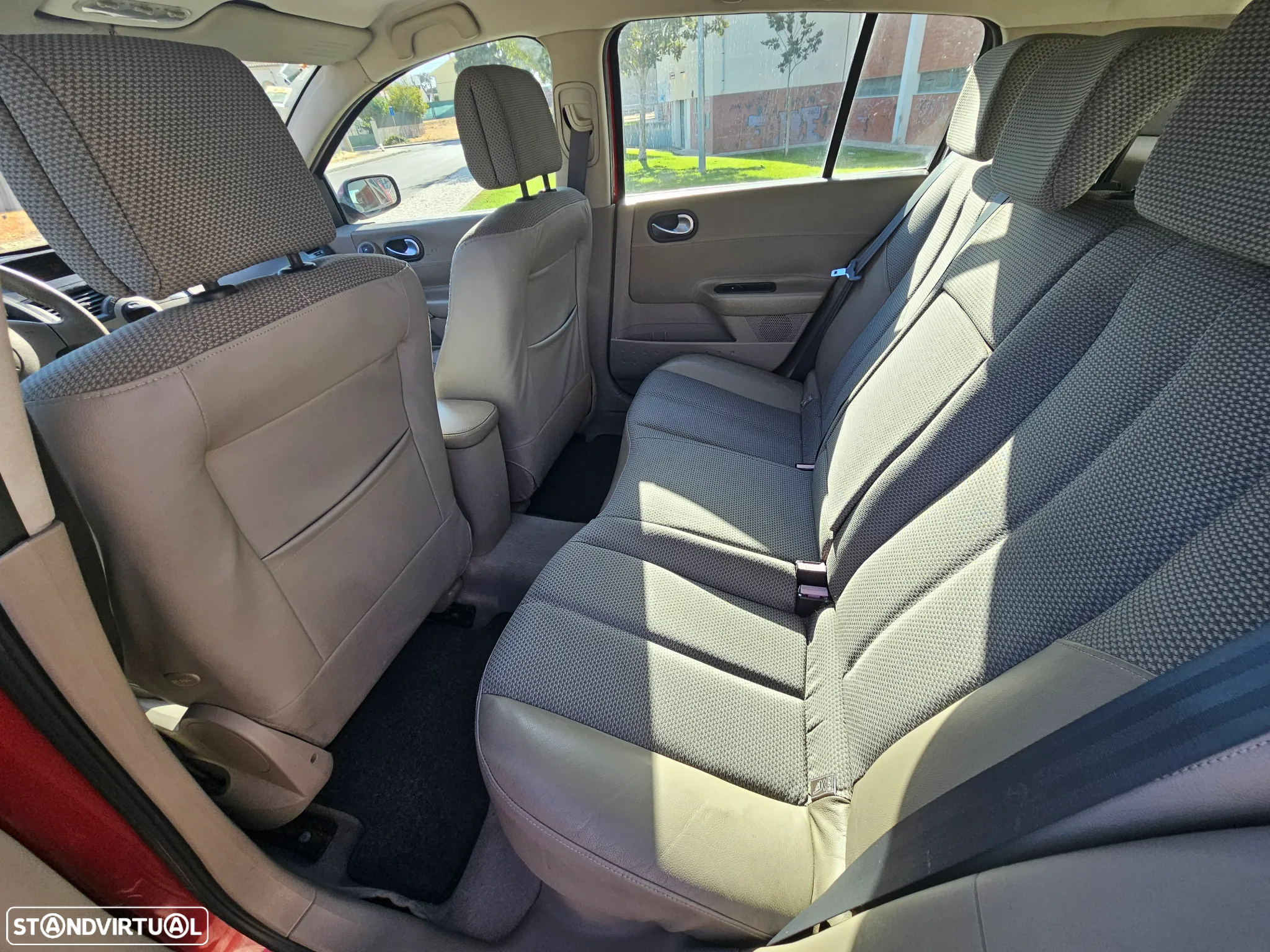 Renault Mégane 1.6 Confort Dynamique - 10