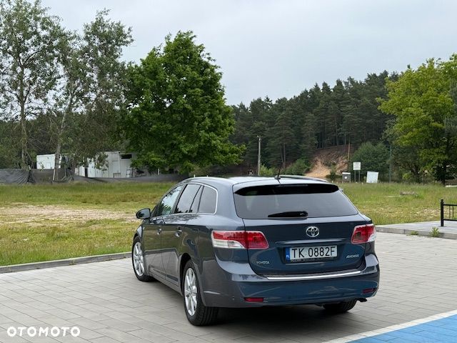 Toyota Avensis 2.2 D-4D Prestige NAVI - 4
