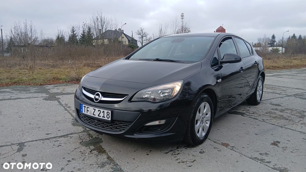 Opel Astra - 1