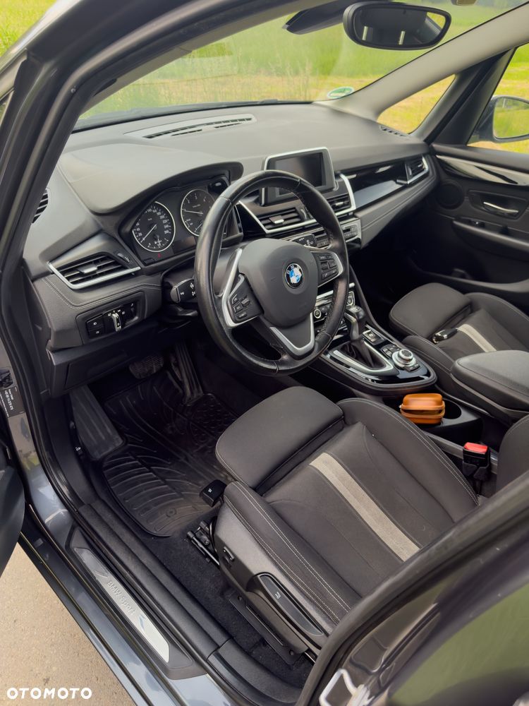 BMW Seria 2 218d Sport-Aut Sport Line - 6