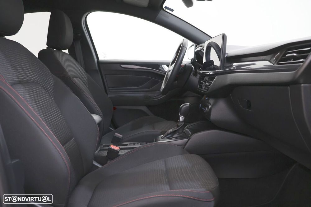 Ford Focus - 11