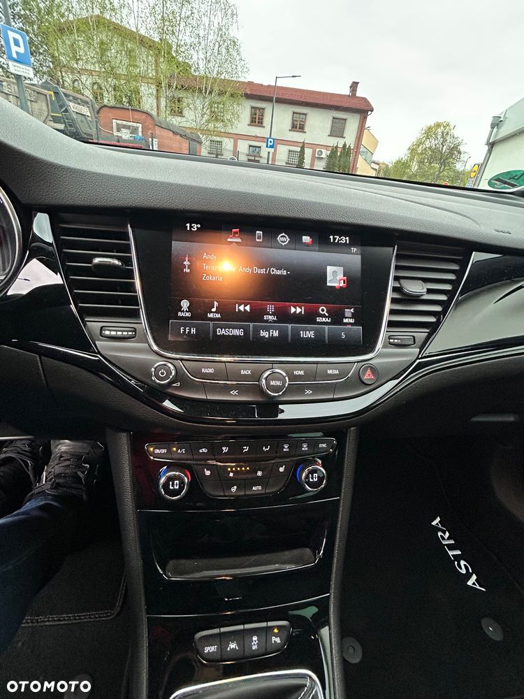 Opel Astra 1.4 Turbo Dynamic - 21