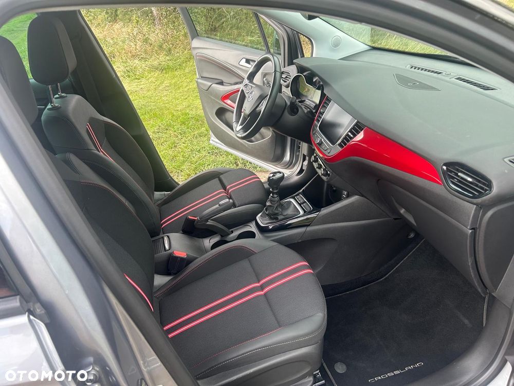 Opel Crossland X - 12