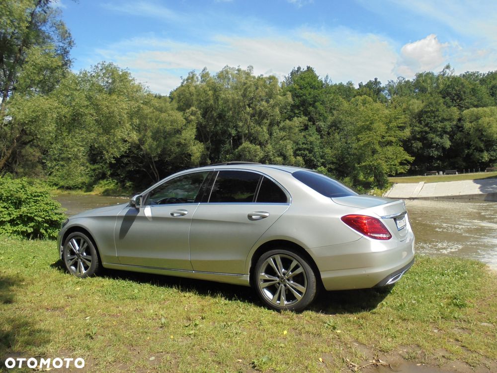 Mercedes-Benz Klasa C 200 9G-TRONIC Exclusive - 14