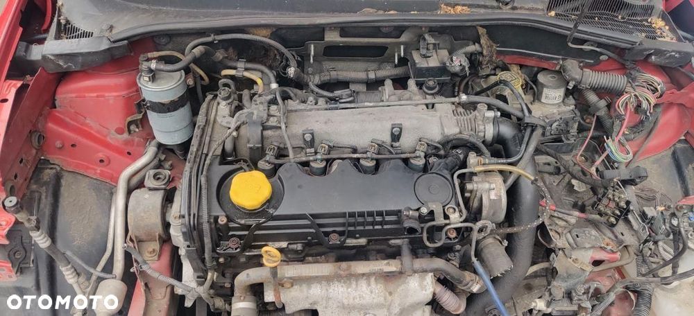 SILNIK KOMPLETNY FIAT GRANDE PUNTO 1.9 M-JET JTD 1.9D 199A5.000 - 1