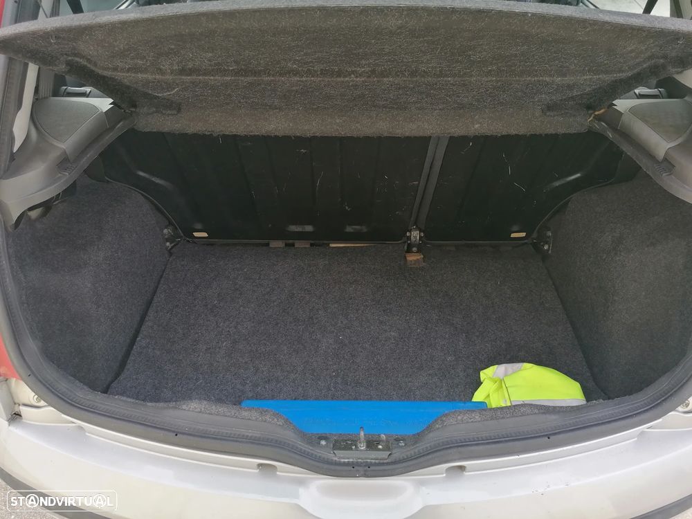 Fiat Punto 1.2 60 Dynamic - 12