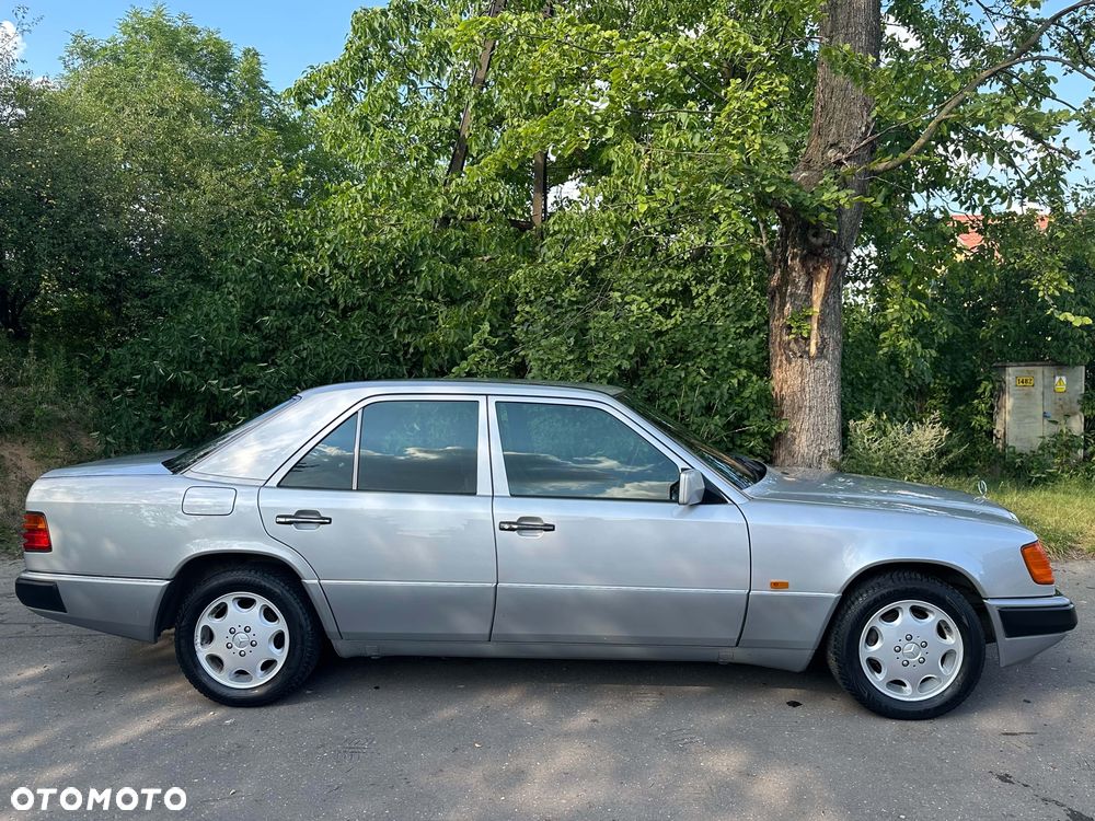 Mercedes-Benz W124 (1984-1993) - 2