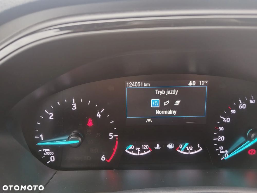 Ford Focus 1.5 EcoBlue Start-Stopp-System ST-LINE - 18