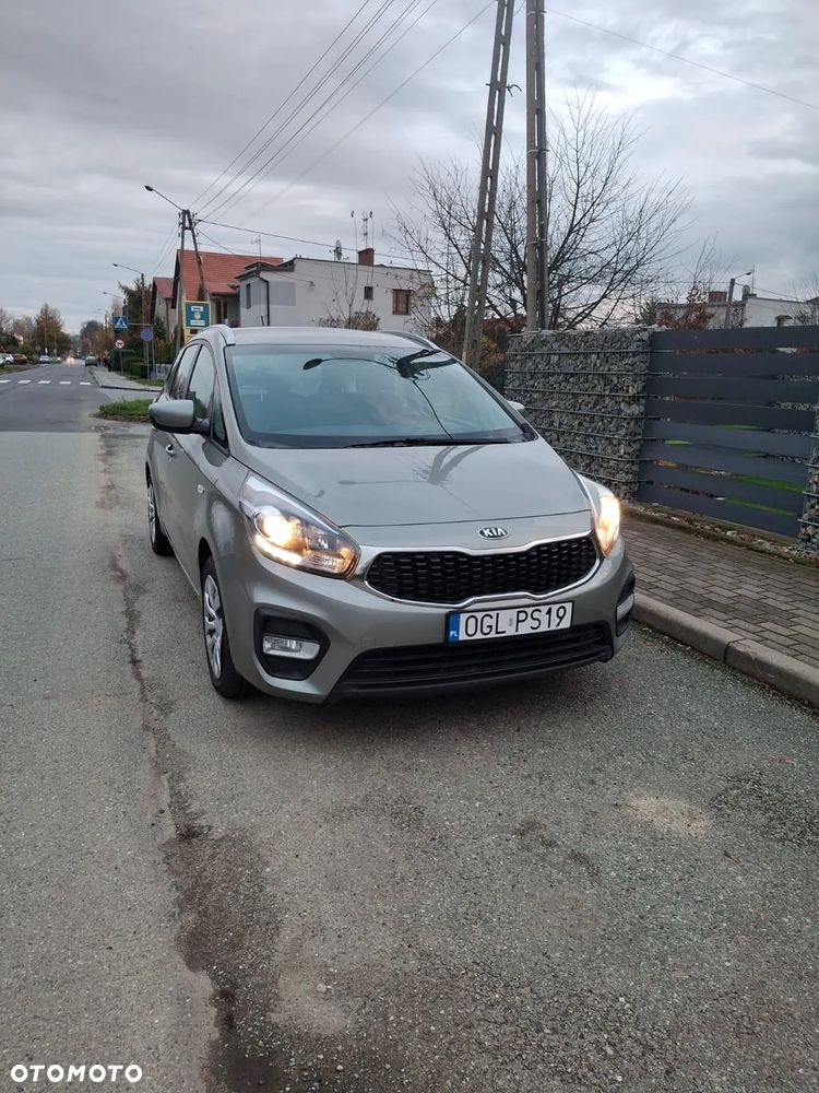 Kia Carens 1.6 GDI Dream Team Edition - 5