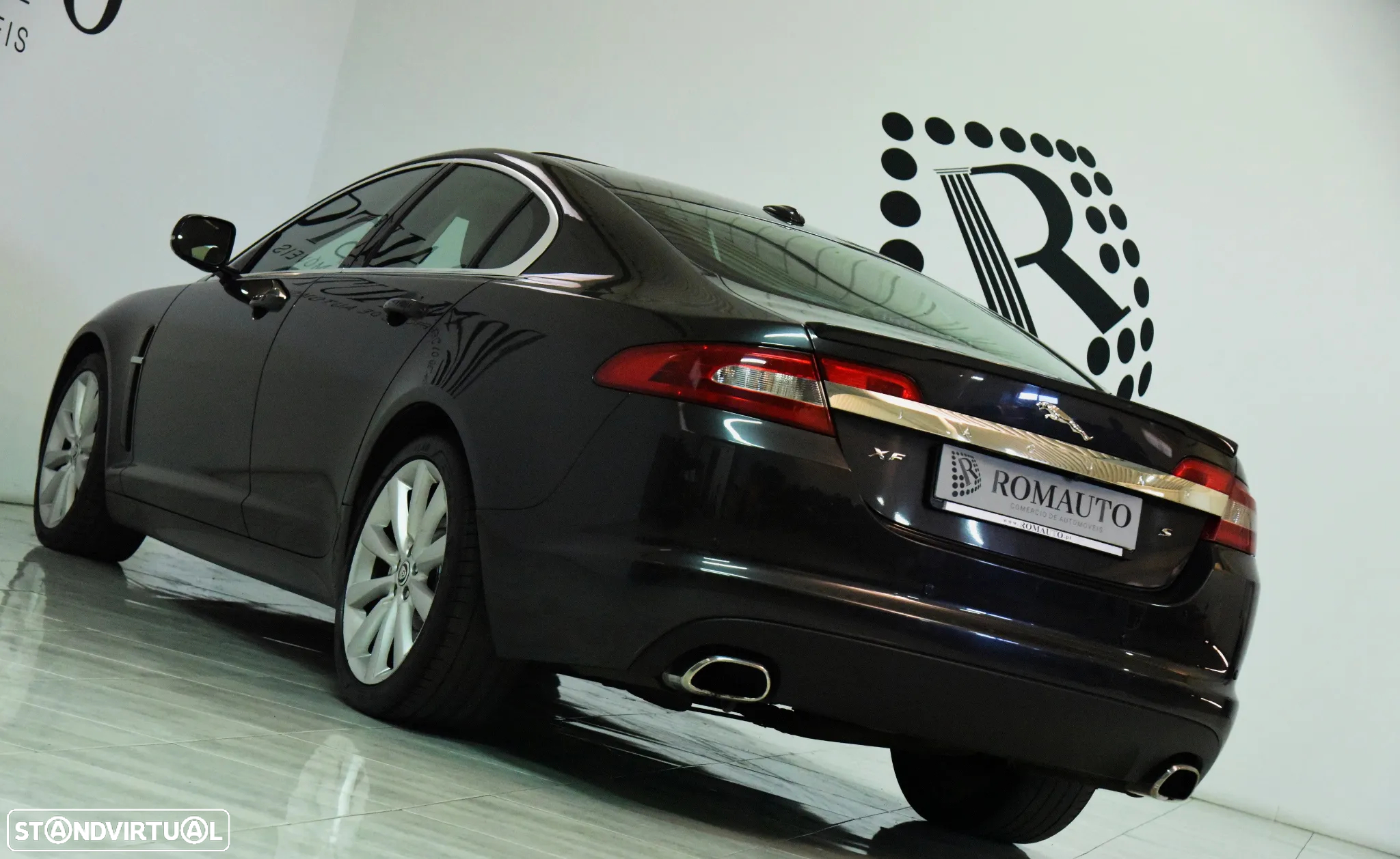Jaguar XF 3.0 D V6 S Luxury - 10