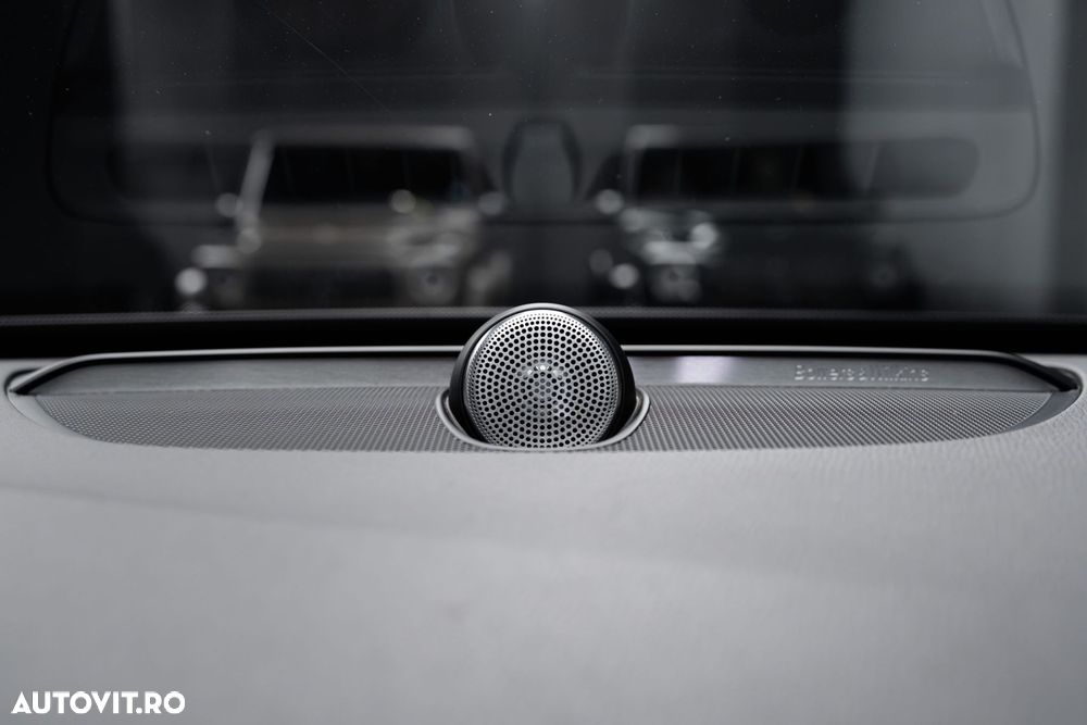 Volvo XC 90 - 31