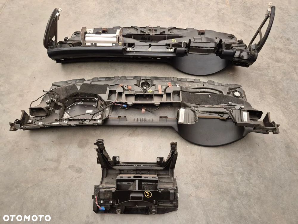 AUDI DESKI ROZDZIELCZE PANEL ŚRODKOWY - 9