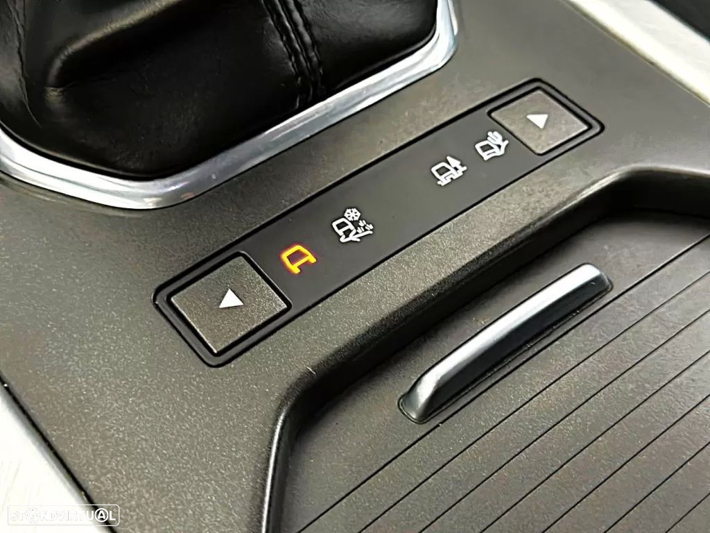 Land Rover Range Rover Evoque 2.0 eD4 SE Dynamic - 38
