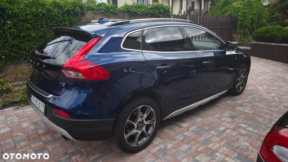 Volvo V40 T3 Drive-E R-Ocean Race - 10