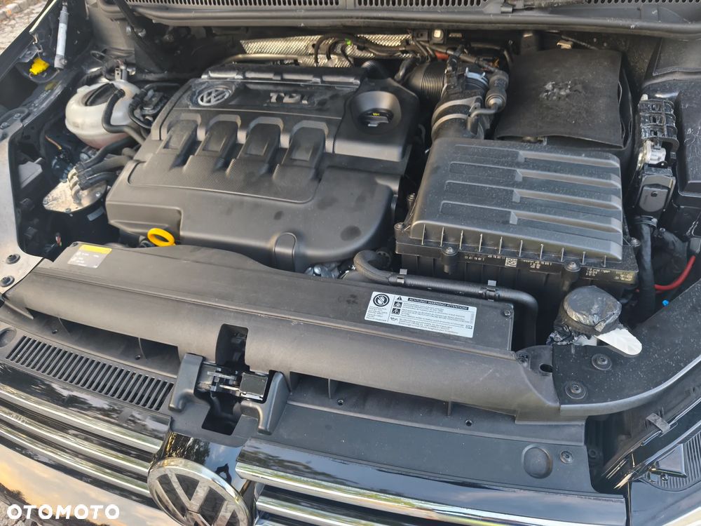 Volkswagen Touran - 9