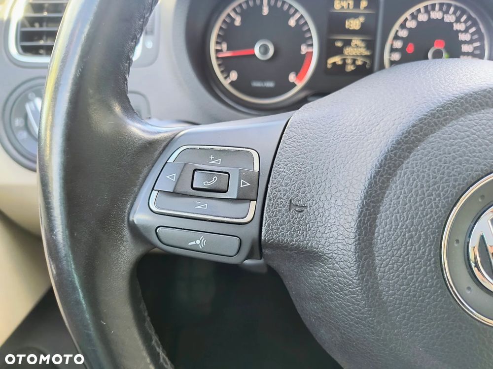 Volkswagen Polo 1.6 TDI DPF Highline DSG - 23