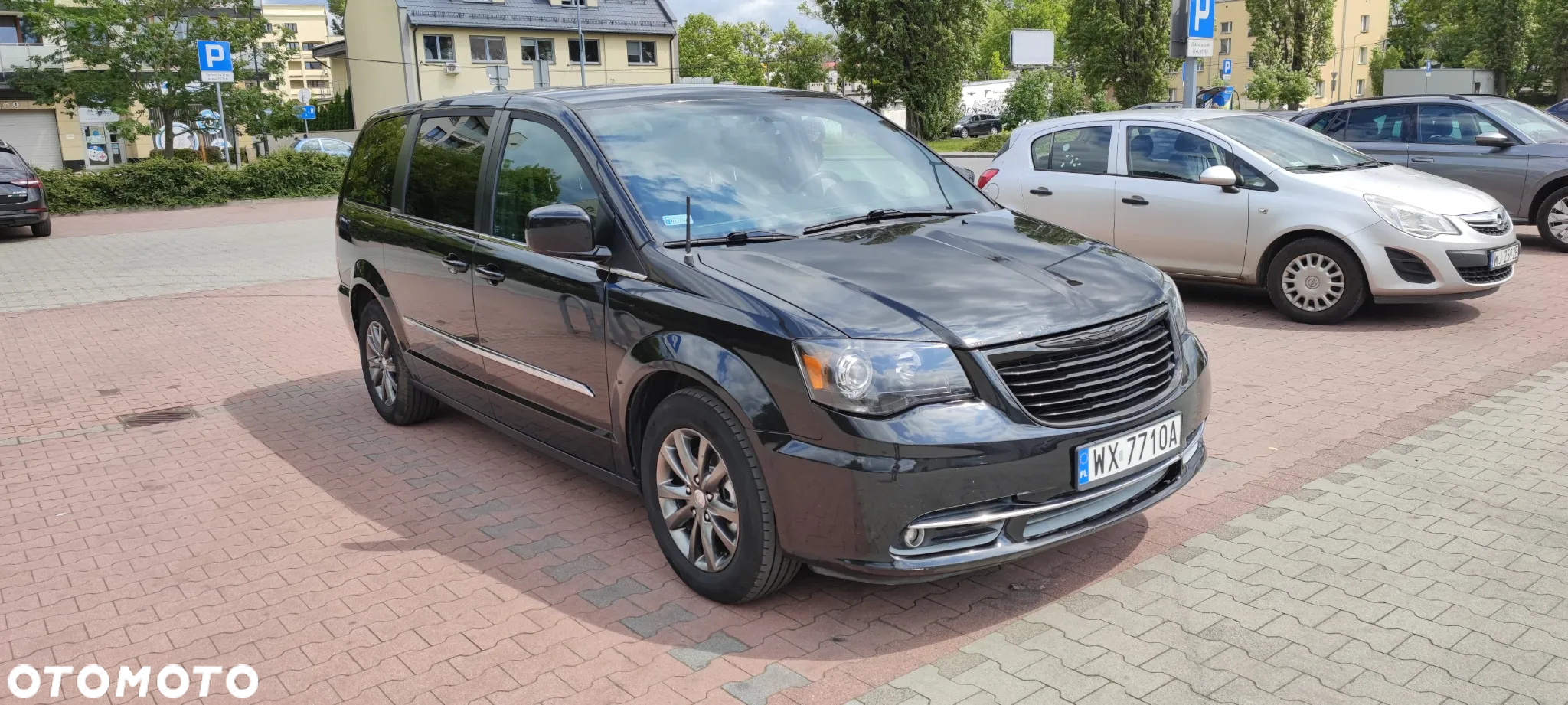 Chrysler Town & Country 3.6 Limited - 7