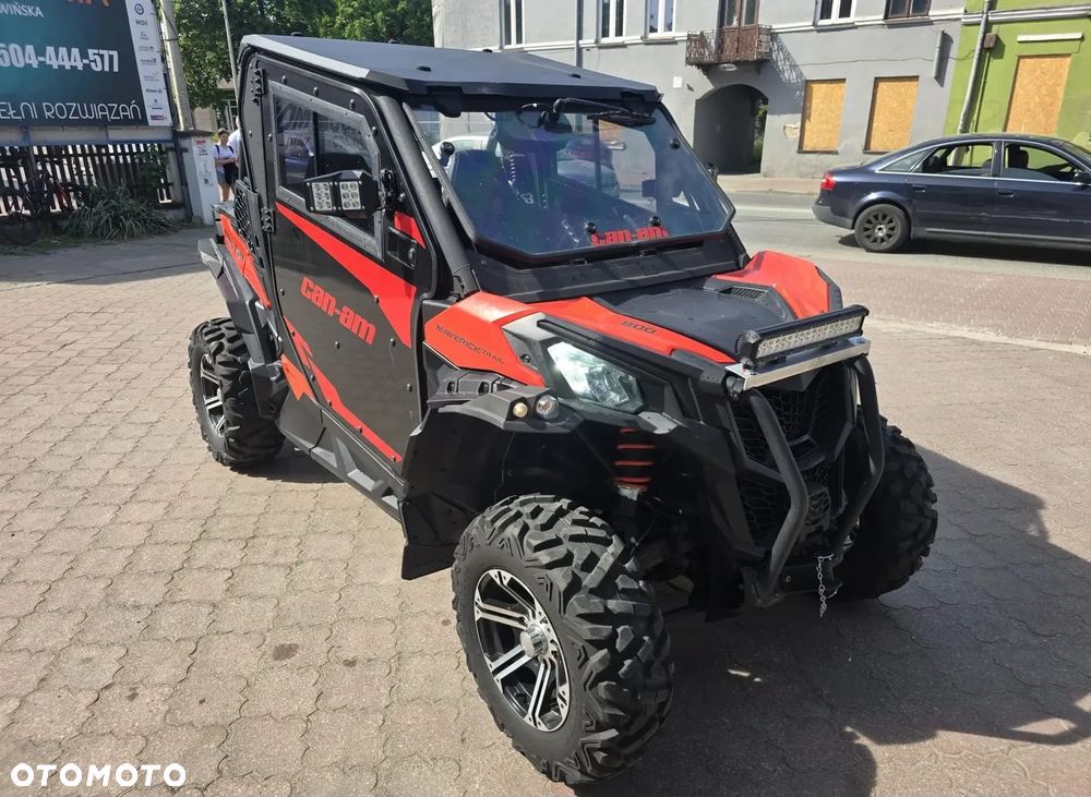 Can-Am Maverick - 2