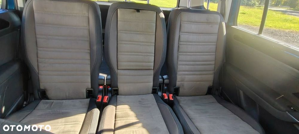 Volkswagen Touran 1.6 TDI SCR (BlueMotion Technology) DSG Comfortline - 16